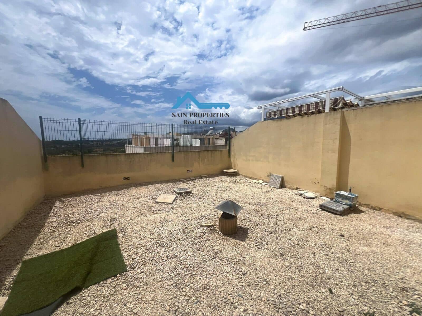 4 bedroom Apartment for sale in Alfaz del Pi / L'Alfas del Pi with garage - € 285,000 (Ref: 9147049)