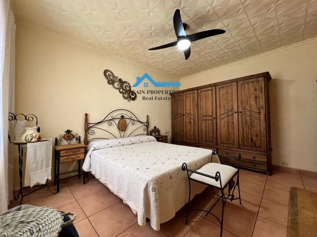 4 quarto Moradia para venda em Barranco Hondo, La Nucia com piscina - 425 000 € (Ref: 9149189)