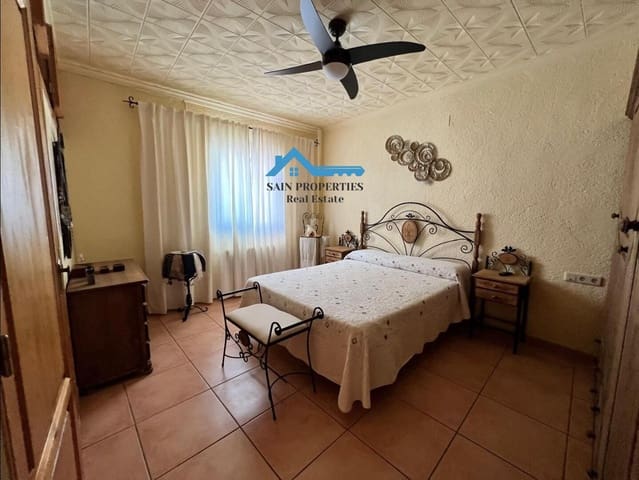 4 quarto Moradia para venda em Barranco Hondo, La Nucia com piscina - 425 000 € (Ref: 9149189)