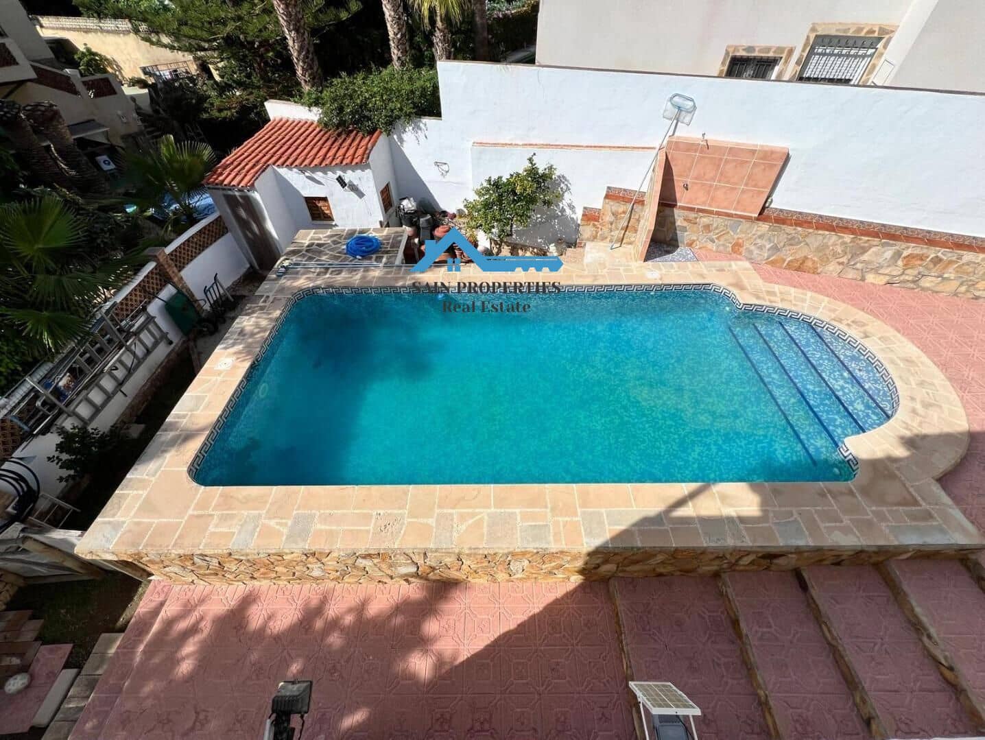 4 quarto Moradia para venda em Barranco Hondo com piscina - 425 000 € (Ref: 9149189)
