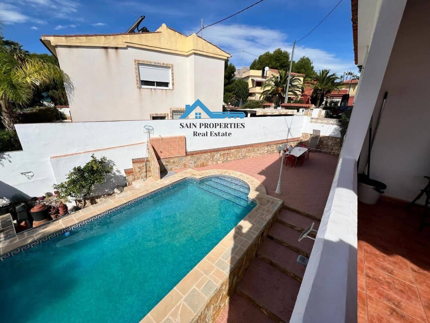 4 quarto Moradia para venda em Barranco Hondo com piscina - 425 000 € (Ref: 9149189)