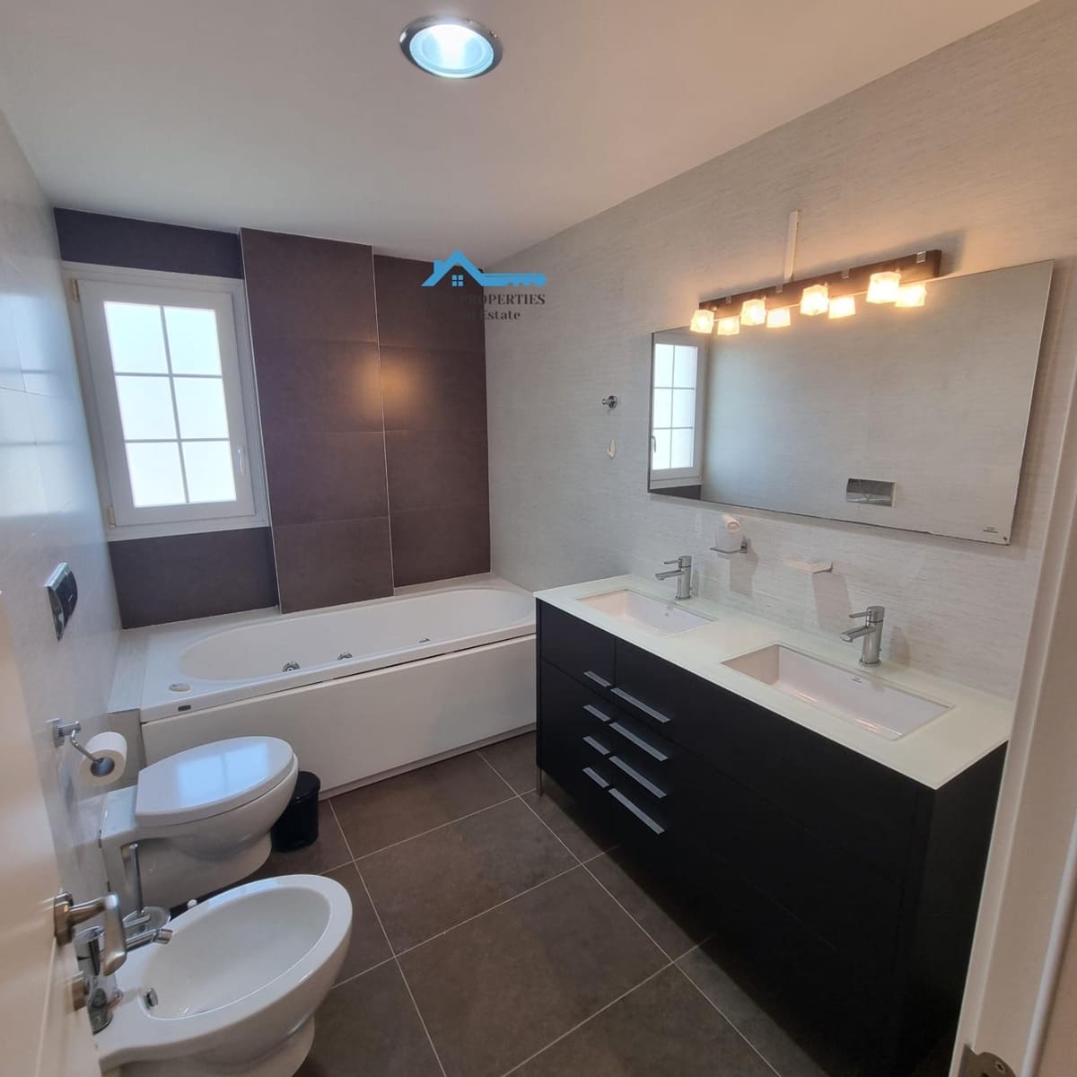 4 sypialnia Willa na sprzedaż w Finestrat z basenem garażem - 1 915 000 € (Ref: 9159409)