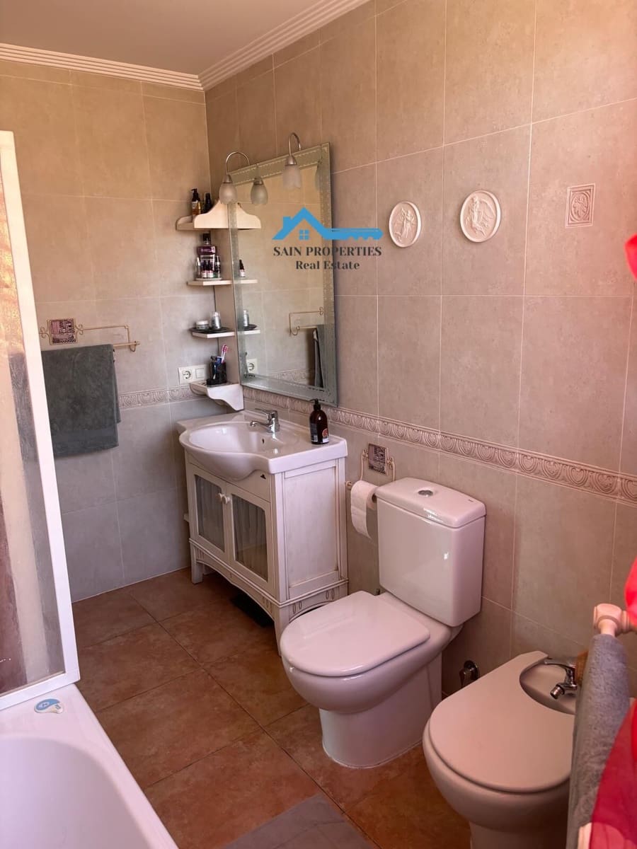 4 soveværelse Rækkehus til salg i Callosa d'En Sarria med garage - € 260.000 (Ref: 9159413)