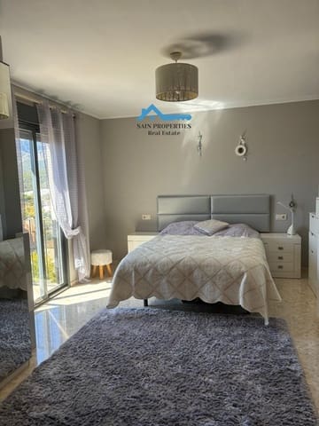 4 chambre Villa/Maison Mitoyenne à vendre à Callosa d'En Sarrià avec garage - 260 000 € (Ref: 9159413)