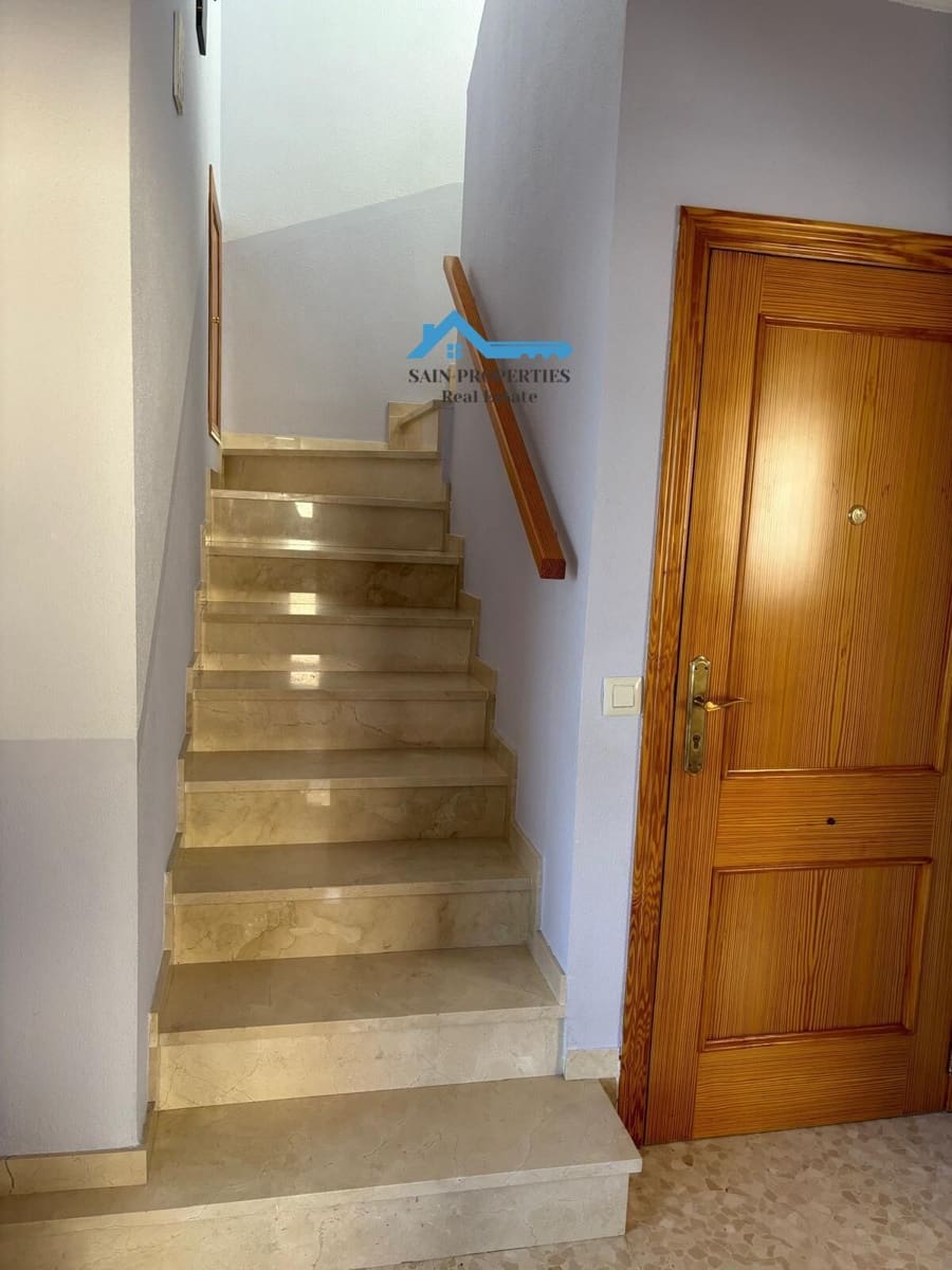 4 soveværelse Rækkehus til salg i Callosa d'En Sarria med garage - € 260.000 (Ref: 9159413)