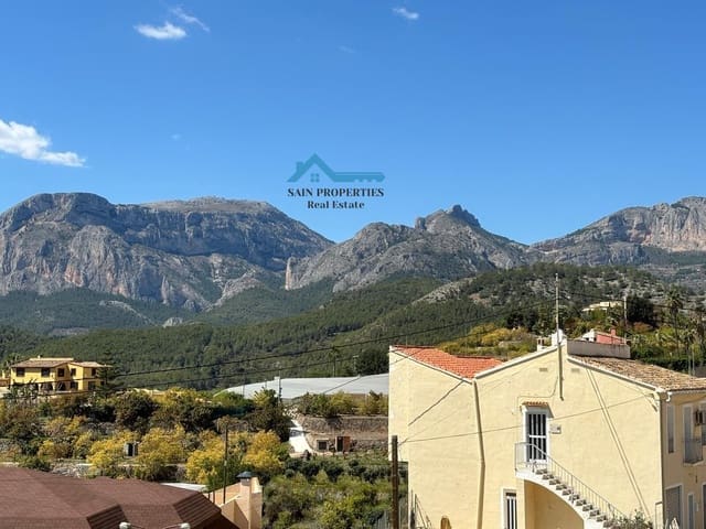 4 chambre Villa/Maison Mitoyenne à vendre à Callosa d'En Sarrià avec garage - 260 000 € (Ref: 9159413)