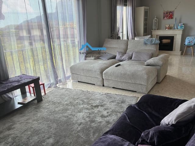 4 chambre Villa/Maison Mitoyenne à vendre à Callosa d'En Sarrià avec garage - 260 000 € (Ref: 9159413)