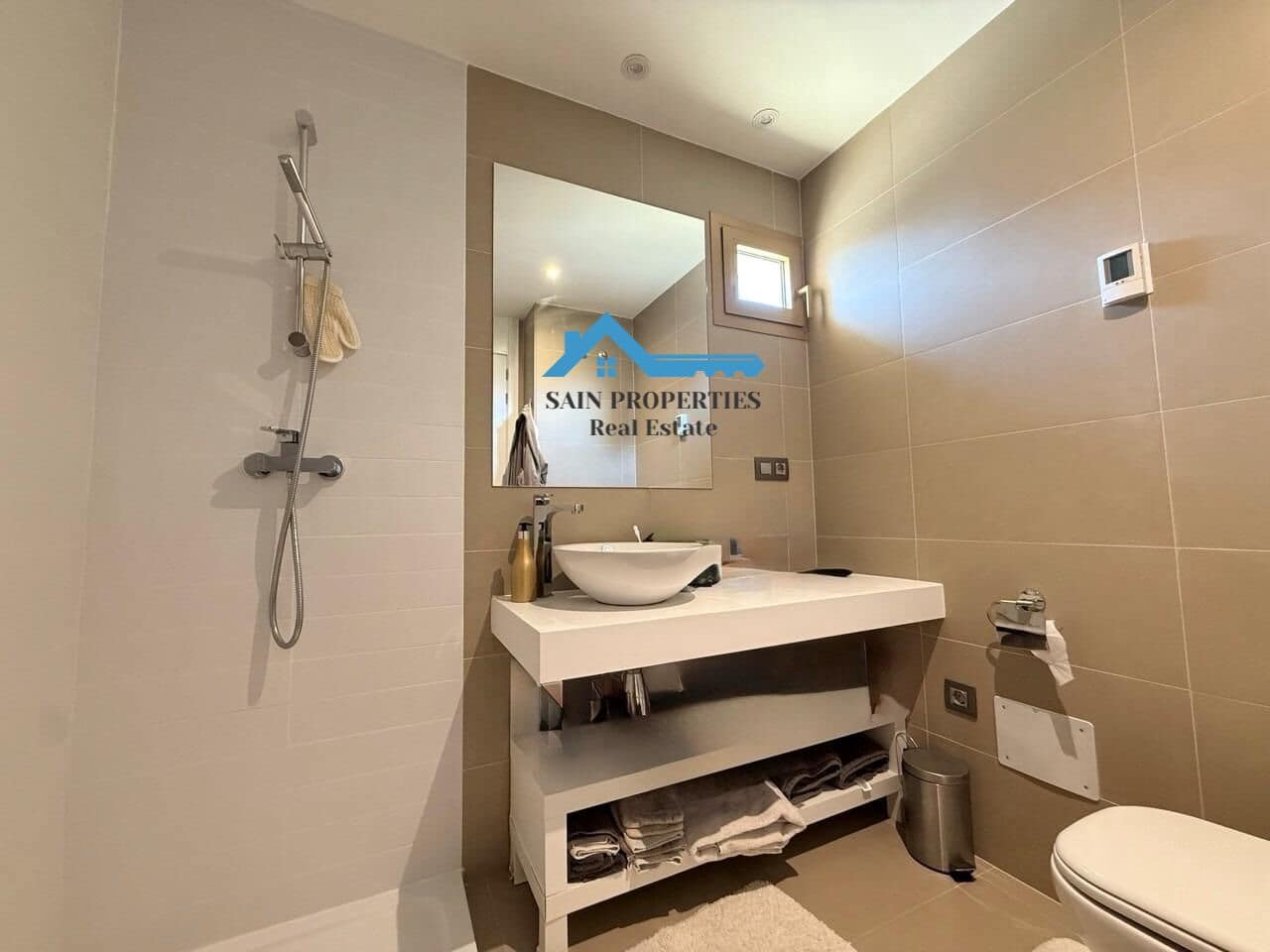 2 quarto Apartamento para venda em Benidorm com piscina garagem - 499 000 € (Ref: 9159416)