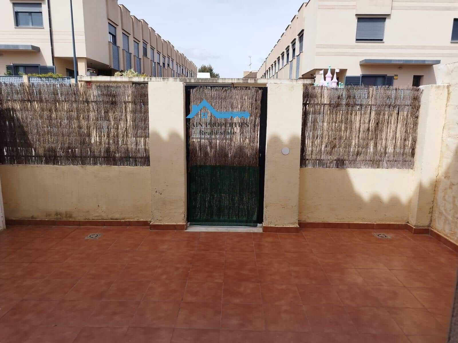 2 bedroom Bungalow for sale in Polop with pool garage - € 220,000 (Ref: 9163689)