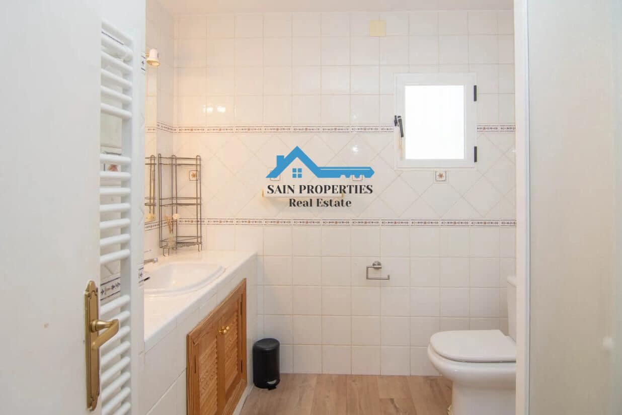 Chalet de 3 habitaciones en Alfaz del Pi / L'Alfàs del Pi en venta con piscina - 378.000 € (Ref: 9173415)