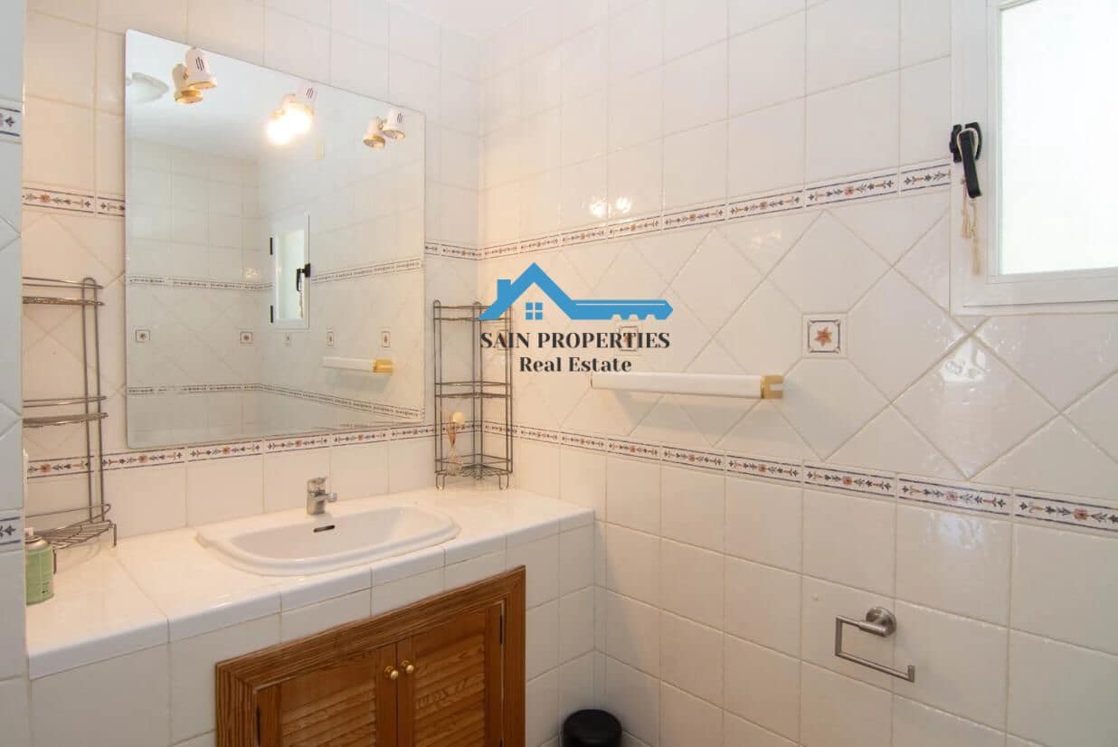 Chalet de 3 habitaciones en Alfaz del Pi / L'Alfàs del Pi en venta con piscina - 378.000 € (Ref: 9173415)