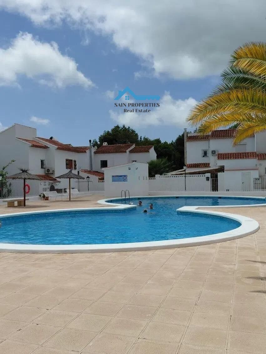 3 sovrum Radhus till salu i La Nucia med pool - 325 000 € (Ref: 9186845)