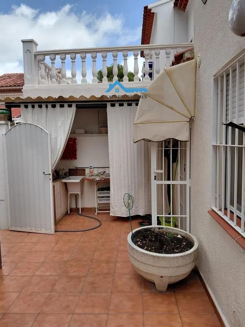 3 sovrum Radhus till salu i La Nucia med pool - 325 000 € (Ref: 9186845)