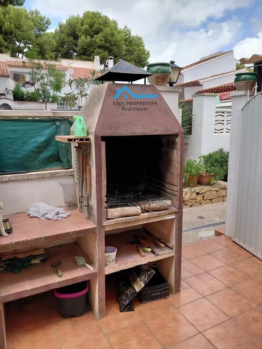 3 sovrum Radhus till salu i La Nucia med pool - 325 000 € (Ref: 9186845)