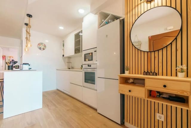 2 bedroom Apartment for sale in Albir, Alfaz del Pi / L'Alfàs del Pi with pool - € 299,000 (Ref: 9204439)