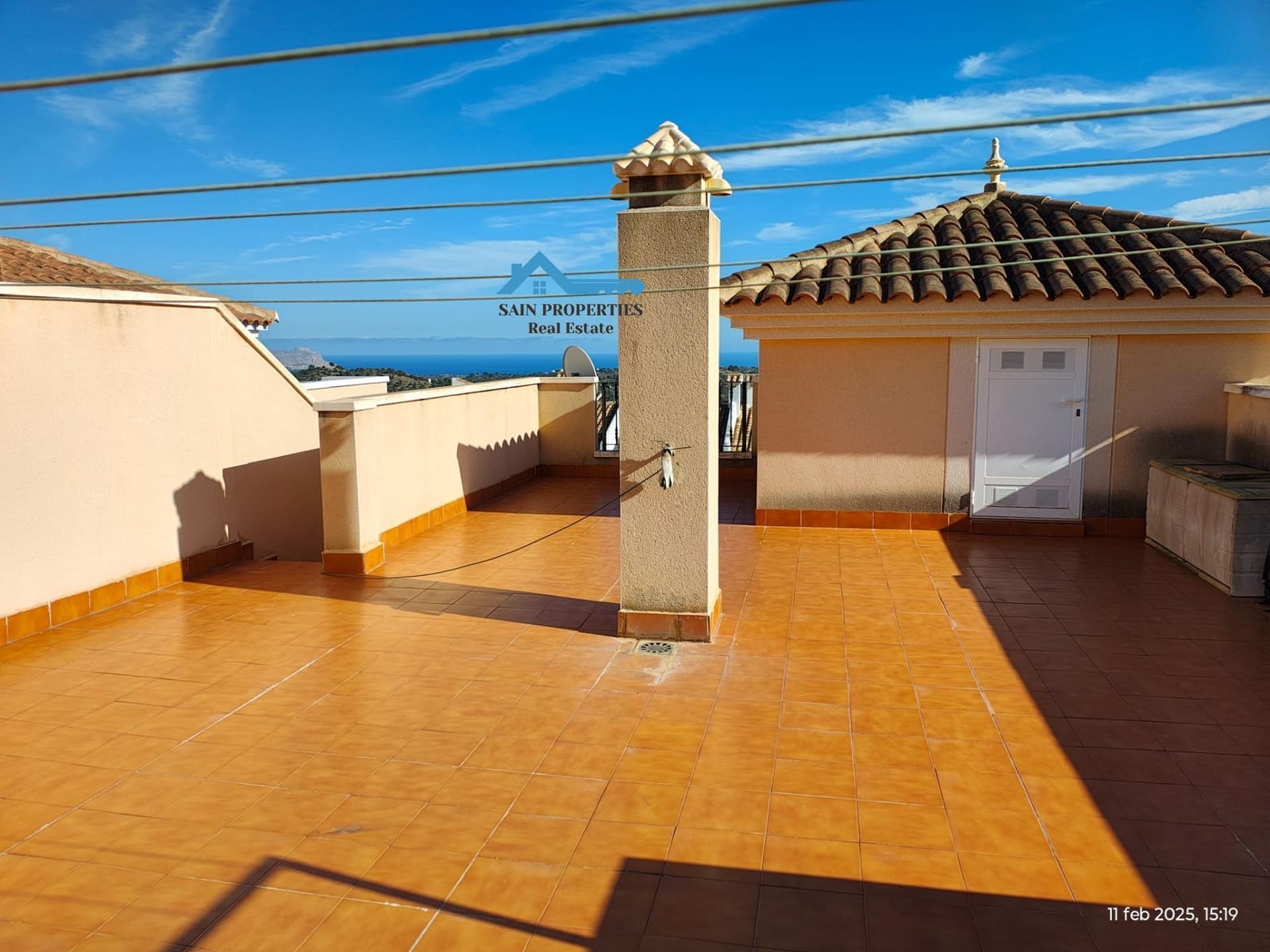 2 bedroom Villa for sale in Polop with pool - € 305,000 (Ref: 9206767)