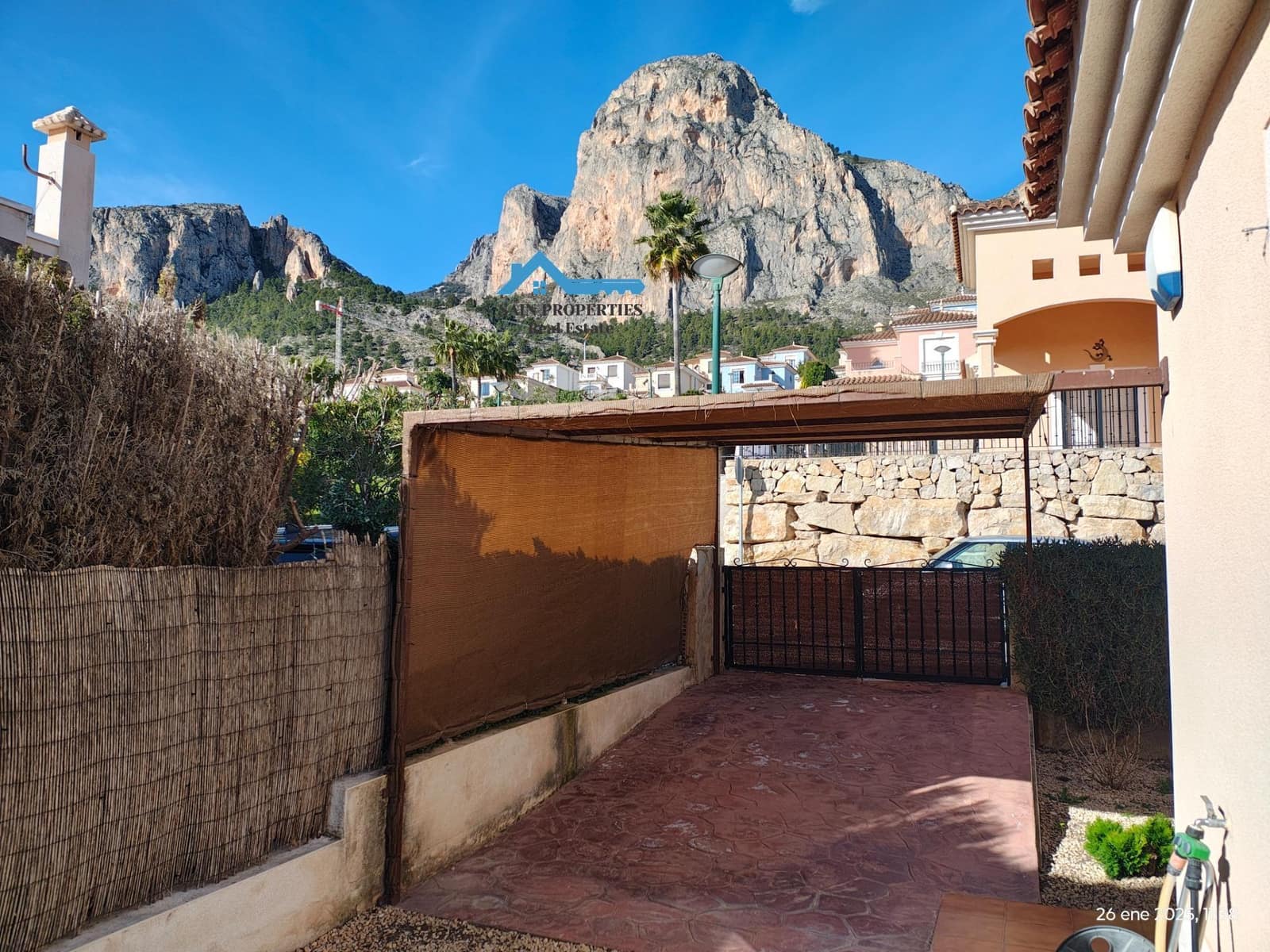 2 bedroom Villa for sale in Polop with pool - € 305,000 (Ref: 9206767)