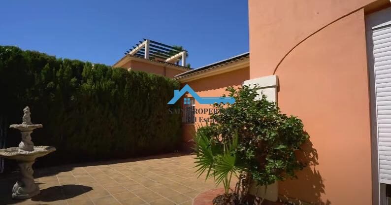 3 bedroom Villa for sale in Albir with pool - € 665,000 (Ref: 9257255)