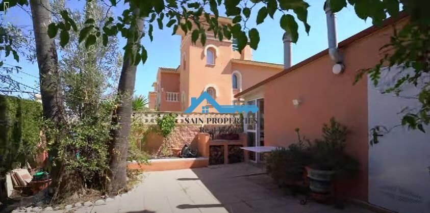 3 bedroom Villa for sale in Albir with pool - € 665,000 (Ref: 9257255)