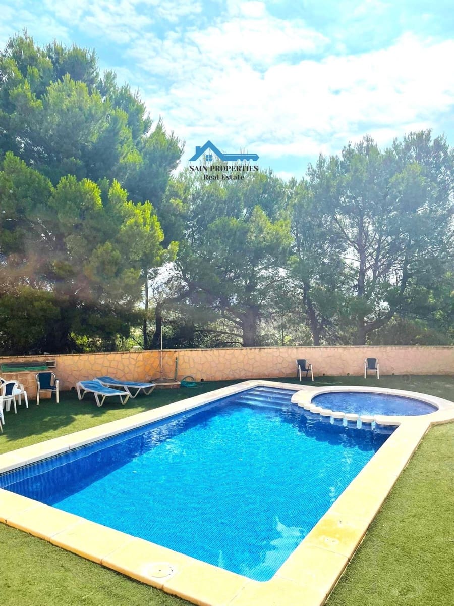 4 soveværelse Rækkehus til salg i La Nucia med swimmingpool - € 310.000 (Ref: 9291529)