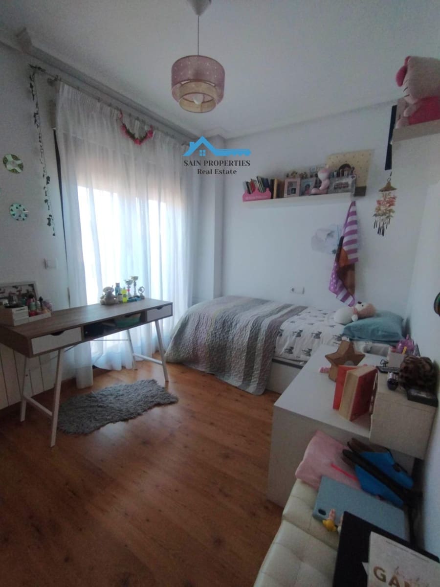 4 soveværelse Rækkehus til salg i La Nucia med swimmingpool - € 310.000 (Ref: 9291529)