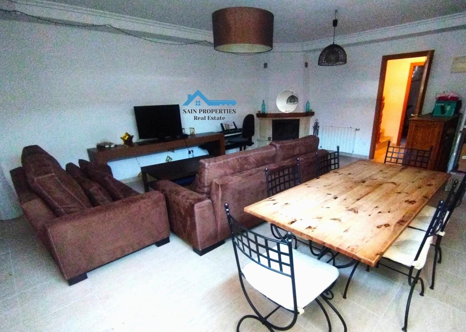 4 soveværelse Rækkehus til salg i La Nucia med swimmingpool - € 310.000 (Ref: 9291529)