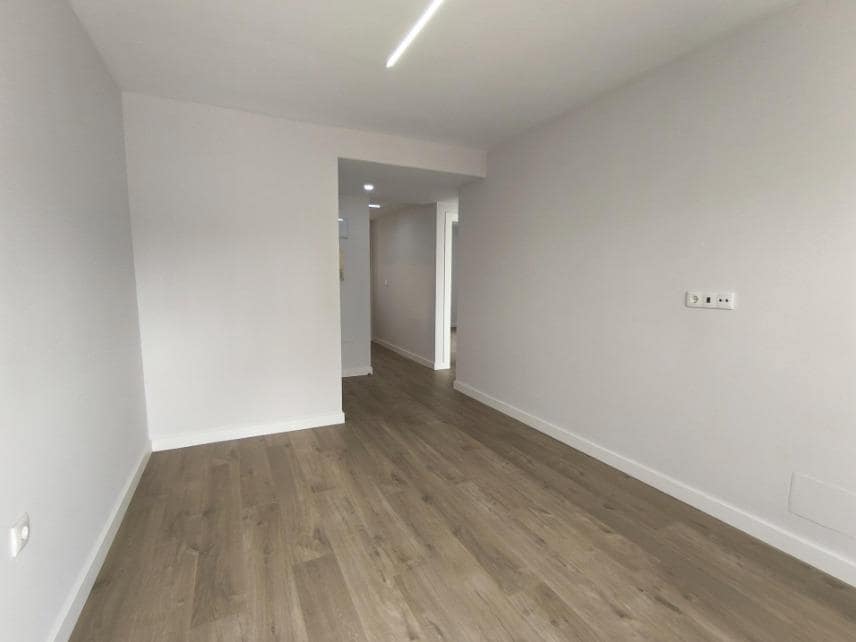 2 sypialnia Apartament na sprzedaż w Benidorm z basenem - 249 000 € (Ref: 9337993)