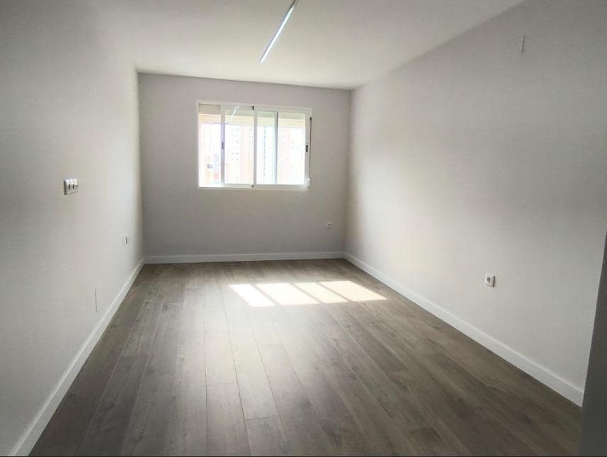 2 sypialnia Apartament na sprzedaż w Benidorm z basenem - 249 000 € (Ref: 9337993)