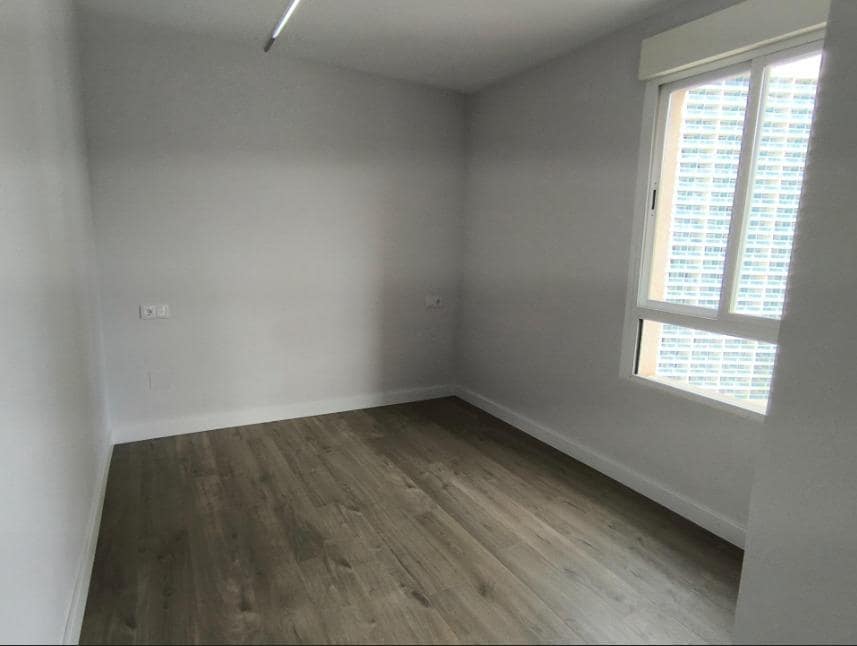 2 sypialnia Apartament na sprzedaż w Benidorm z basenem - 249 000 € (Ref: 9337993)