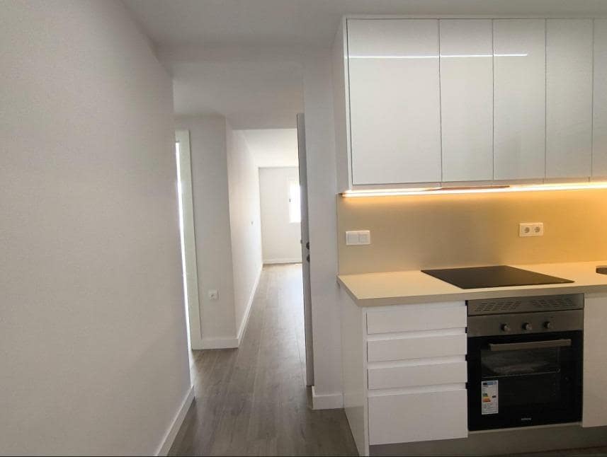 2 sypialnia Apartament na sprzedaż w Benidorm z basenem - 249 000 € (Ref: 9337993)