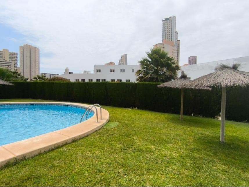 2 sypialnia Apartament na sprzedaż w Benidorm z basenem - 249 000 € (Ref: 9337993)