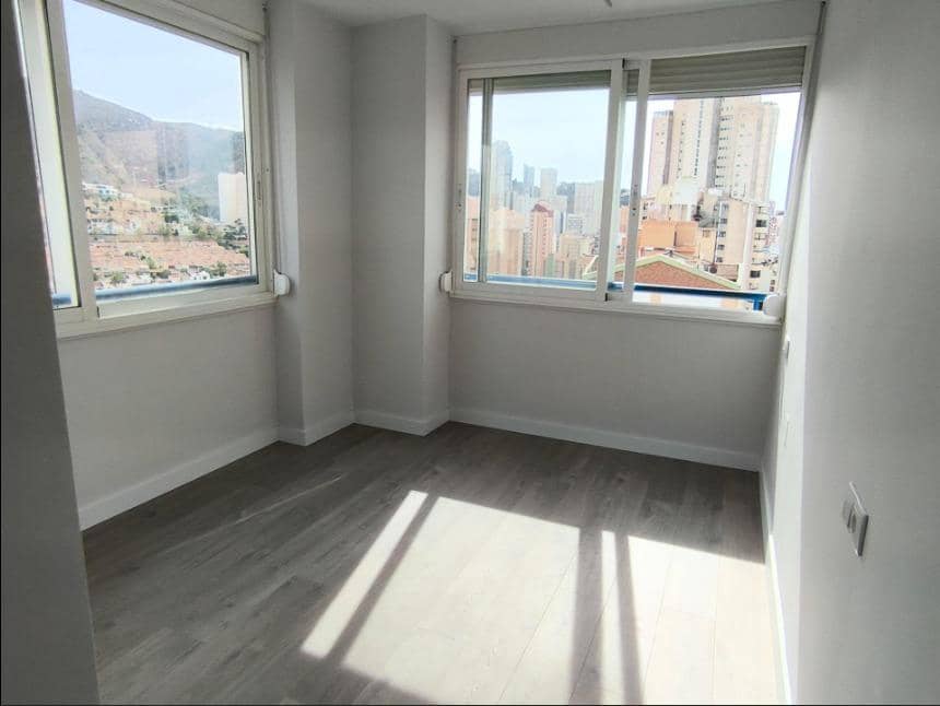 2 sypialnia Apartament na sprzedaż w Benidorm z basenem - 249 000 € (Ref: 9337993)