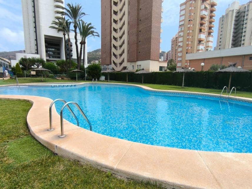 2 sypialnia Apartament na sprzedaż w Benidorm z basenem - 249 000 € (Ref: 9337993)
