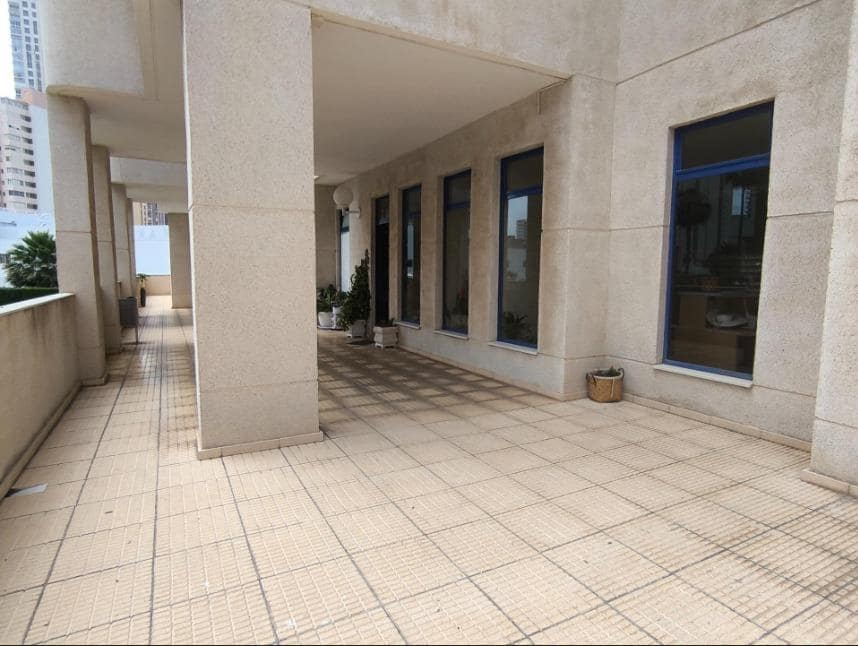 2 sypialnia Apartament na sprzedaż w Benidorm z basenem - 249 000 € (Ref: 9337993)