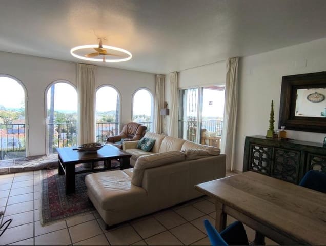 5 sypialnia Willa na sprzedaż w La Nucia z basenem garażem - 690 000 € (Ref: 9344735)