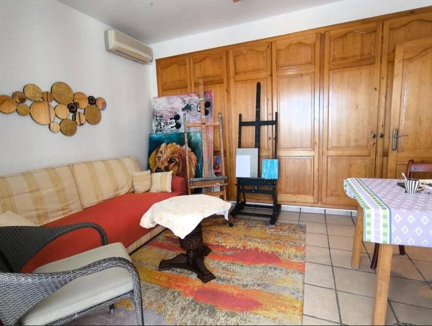 5 bedroom Villa for sale in La Nucia with pool garage - € 690,000 (Ref: 9344735)