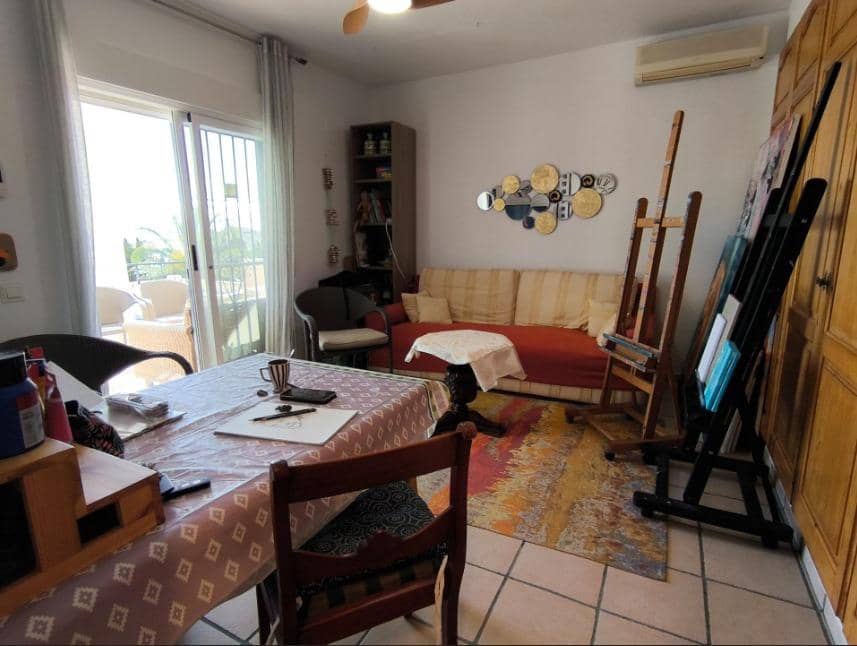 5 bedroom Villa for sale in La Nucia with pool garage - € 690,000 (Ref: 9344735)