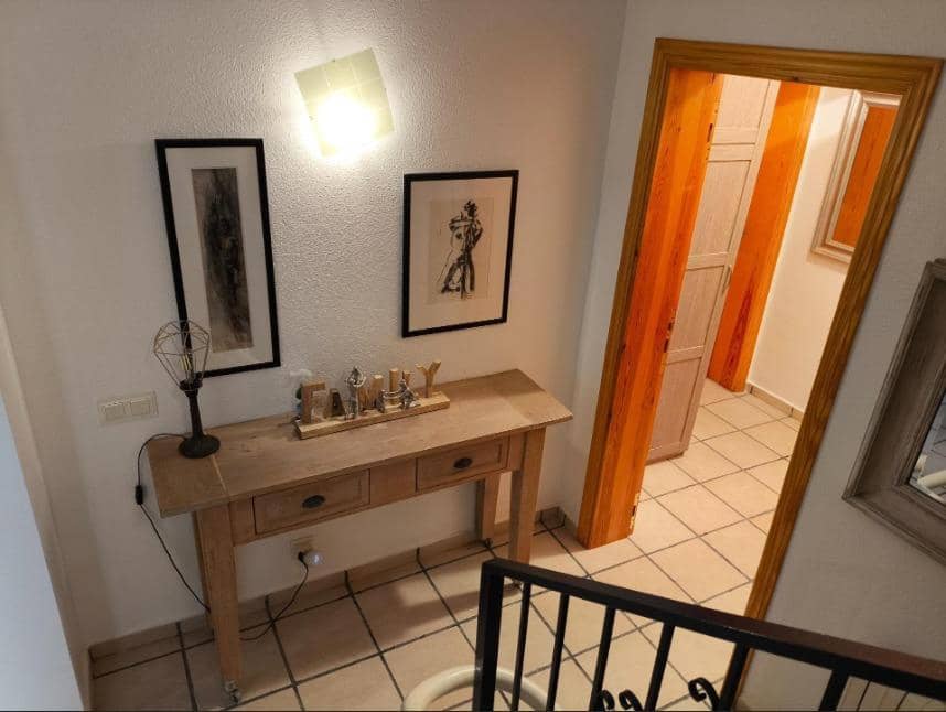 5 bedroom Villa for sale in La Nucia with pool garage - € 690,000 (Ref: 9344735)