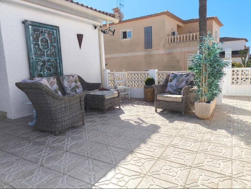 5 bedroom Villa for sale in La Nucia with pool garage - € 690,000 (Ref: 9344735)