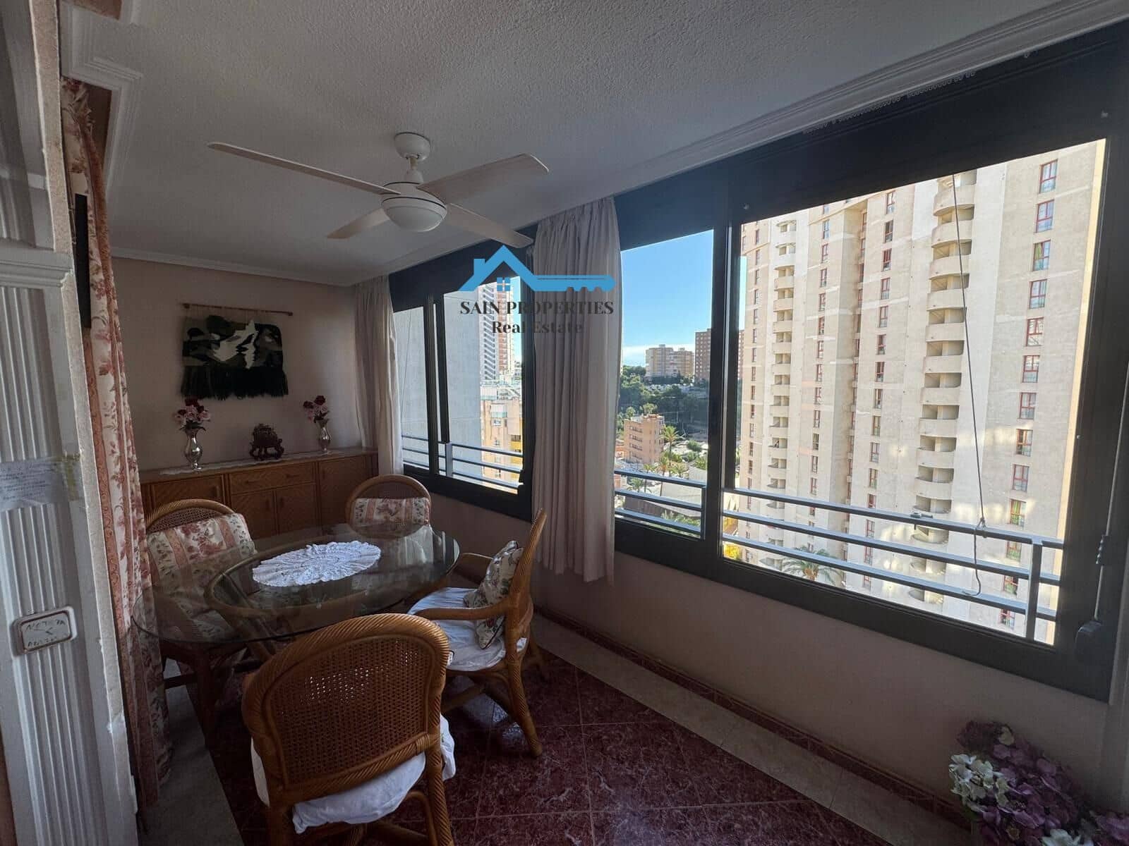 Piso de 2 habitaciones en Cala de Finestrat en venta con piscina - 218.000 € (Ref: 9355810)