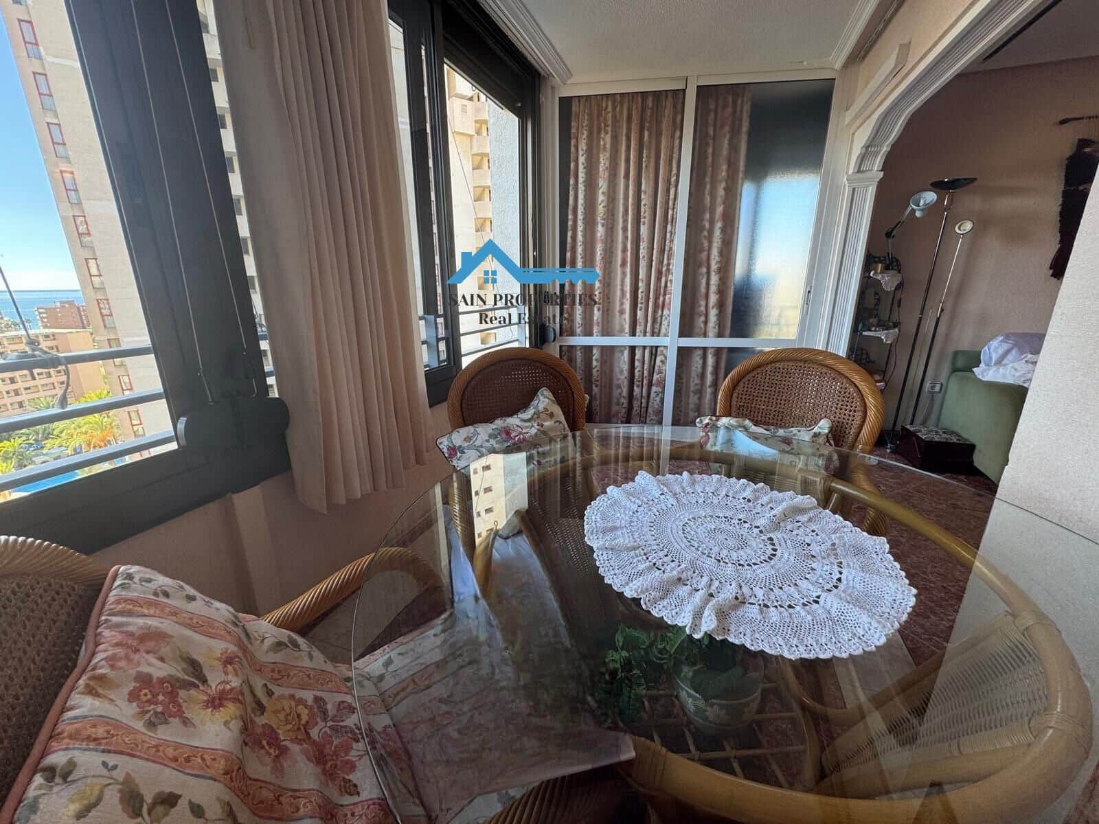 Piso de 2 habitaciones en Cala de Finestrat en venta con piscina - 218.000 € (Ref: 9355810)