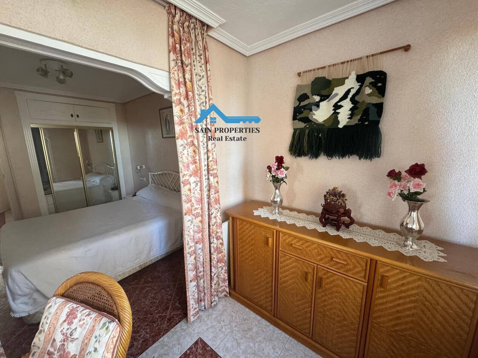 Piso de 2 habitaciones en Cala de Finestrat en venta con piscina - 218.000 € (Ref: 9355810)