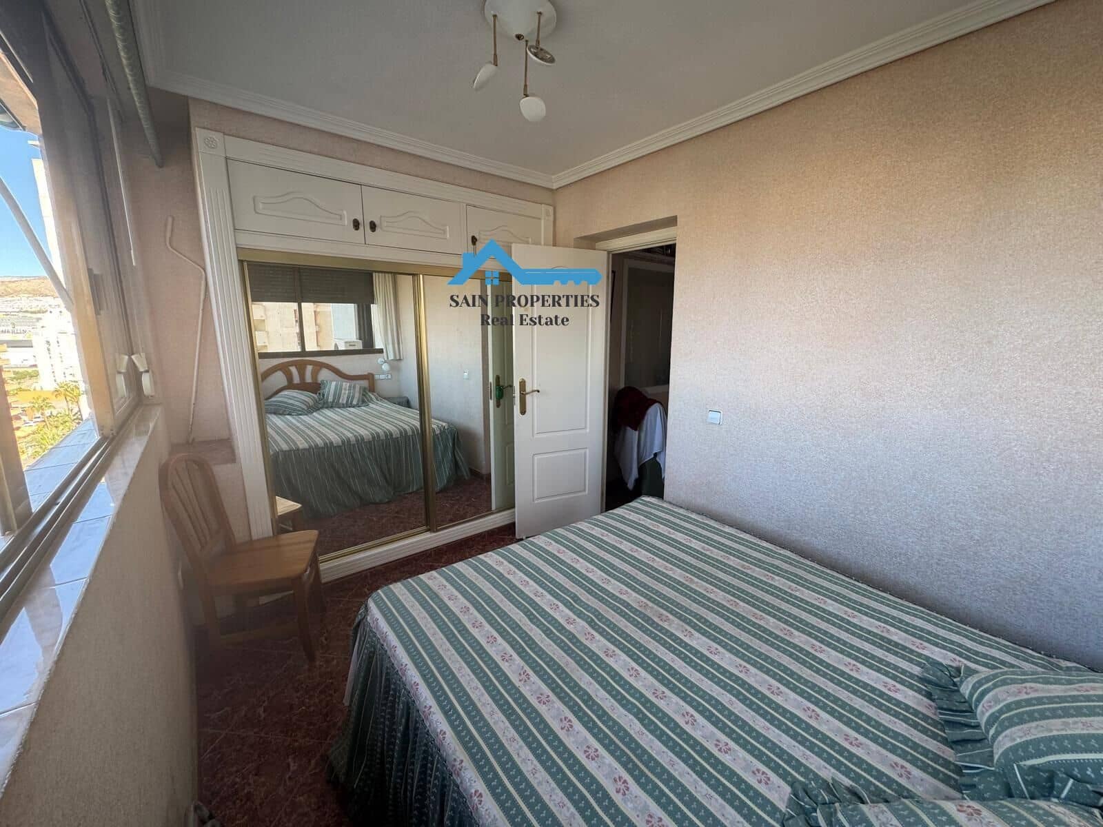 Piso de 2 habitaciones en Cala de Finestrat en venta con piscina - 218.000 € (Ref: 9355810)