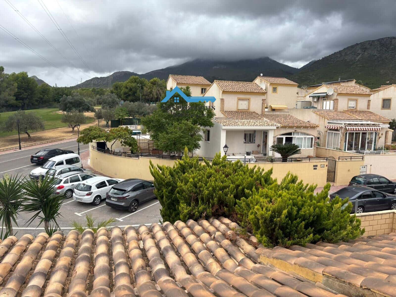 Chalet de 2 habitaciones en Polop en venta con piscina - 275.000 € (Ref: 9355811)