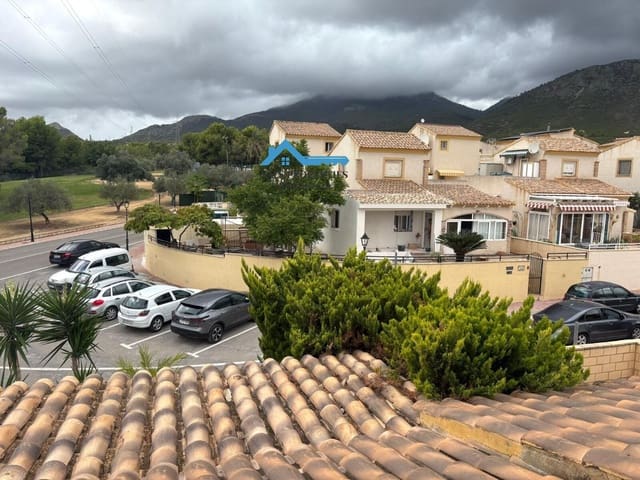 Chalet de 2 habitaciones en Polop en venta con piscina - 275.000 € (Ref: 9355811)