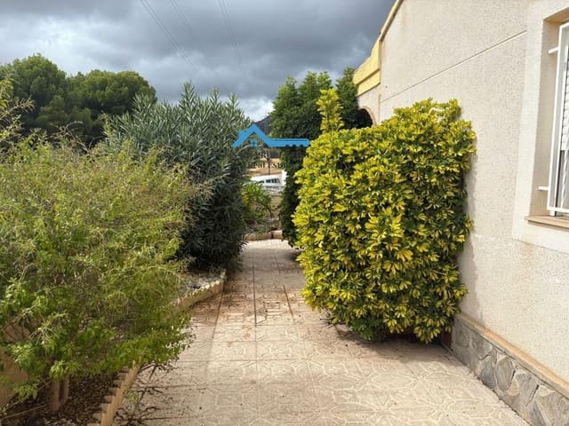 Chalet de 2 habitaciones en Polop en venta con piscina - 275.000 € (Ref: 9355811)