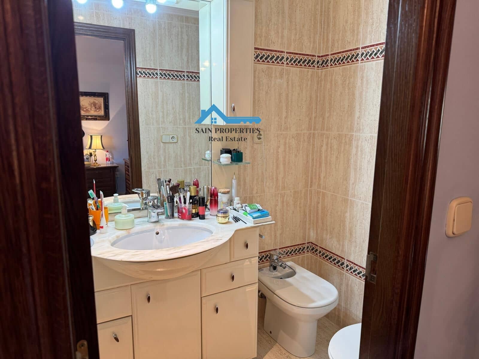 6 soverom Kjedet enebolig til salgs i Benidorm med svømmebasseng - € 460 000 (Ref: 9355812)