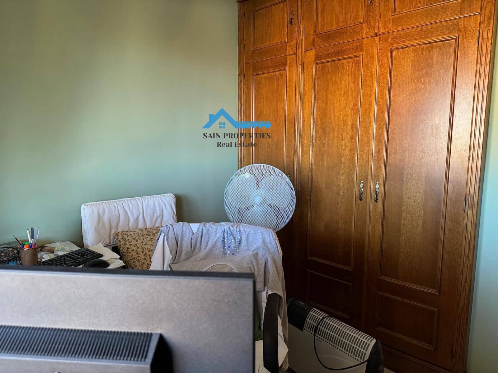 6 soverom Kjedet enebolig til salgs i Benidorm med svømmebasseng - € 460 000 (Ref: 9355812)