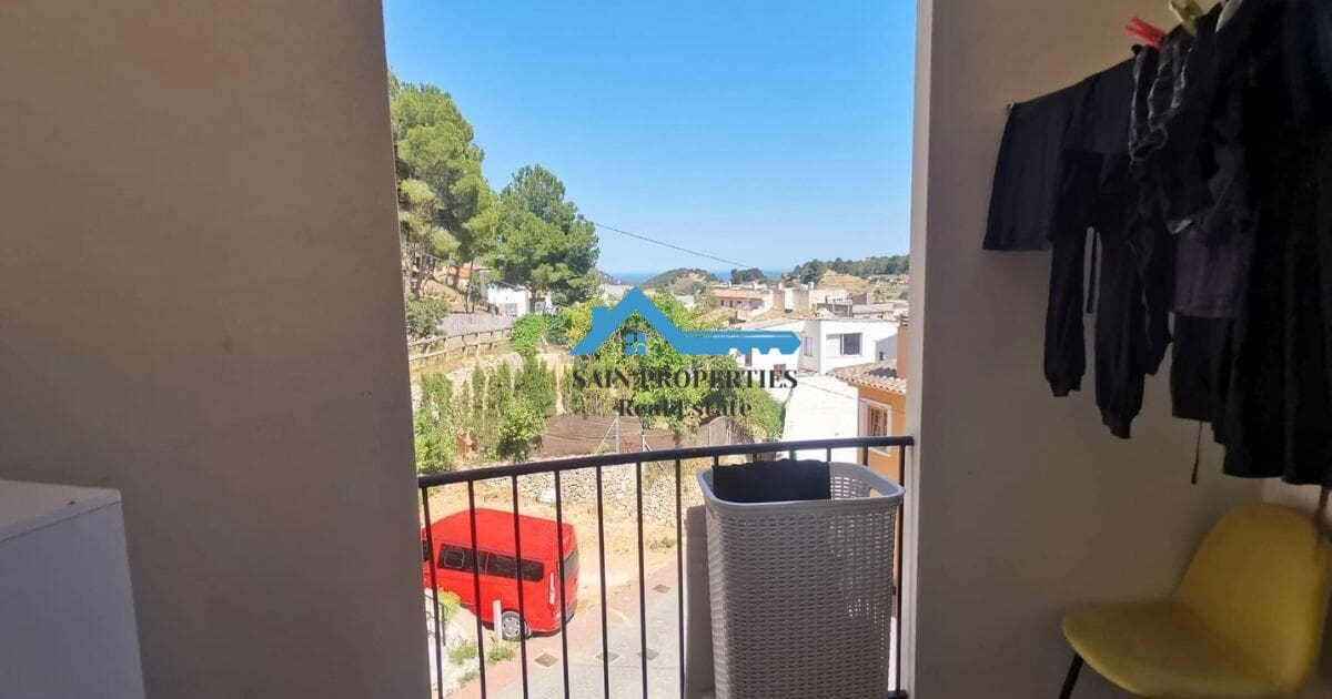 Piso de 2 habitaciones en Chirles en venta - 145.000 € (Ref: 9359548)