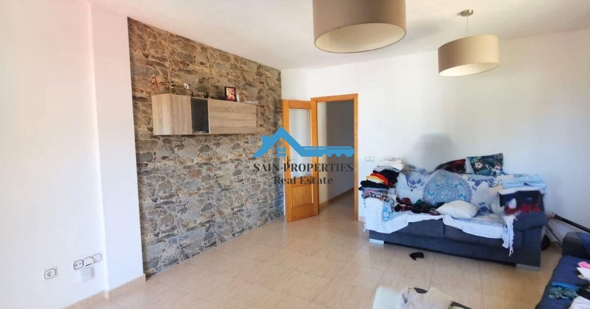 Piso de 2 habitaciones en Chirles en venta - 145.000 € (Ref: 9359548)